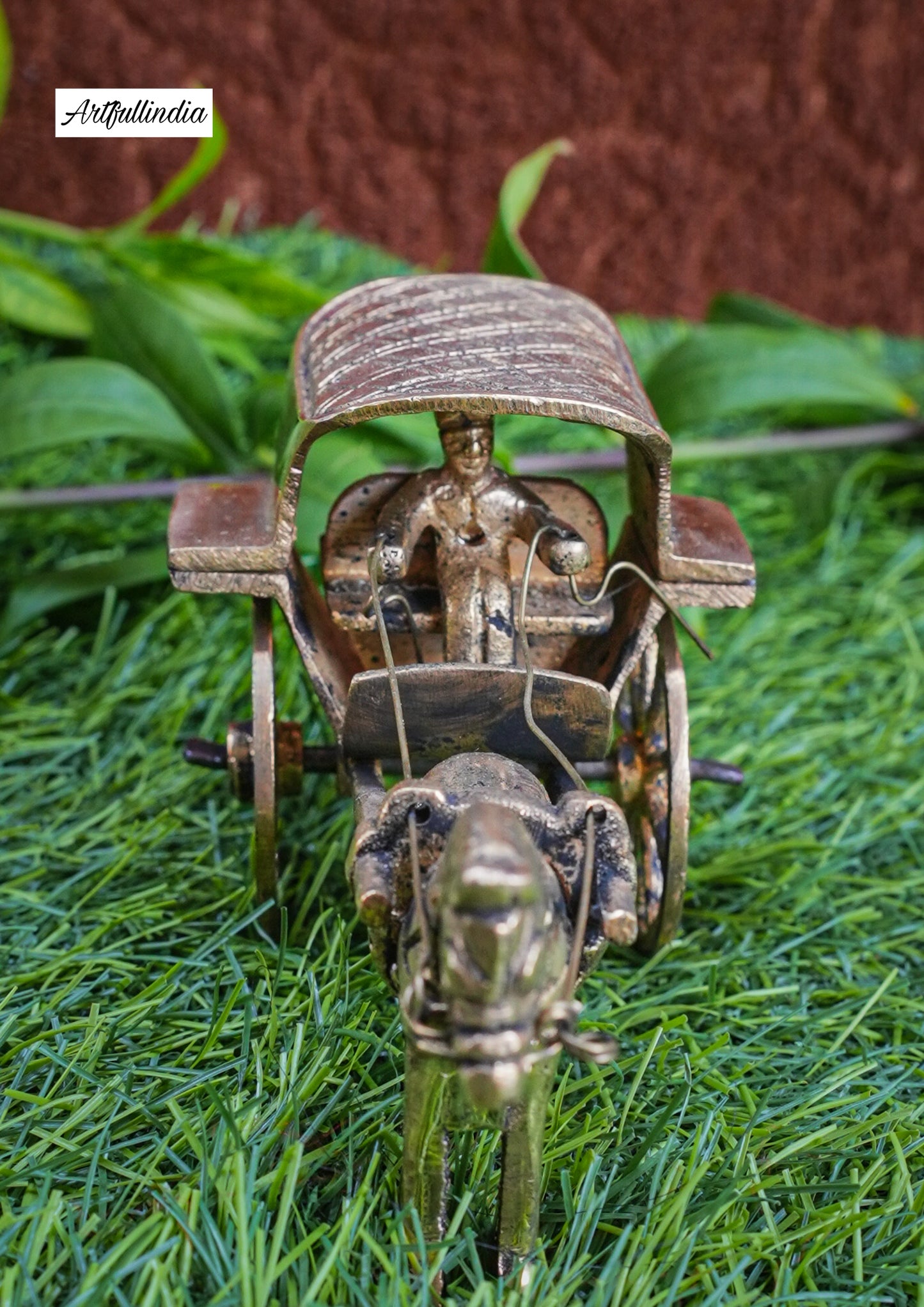 Handcrafted Brass Horse Carriage Showpiece – Elegant Vintage Home and Office Décor