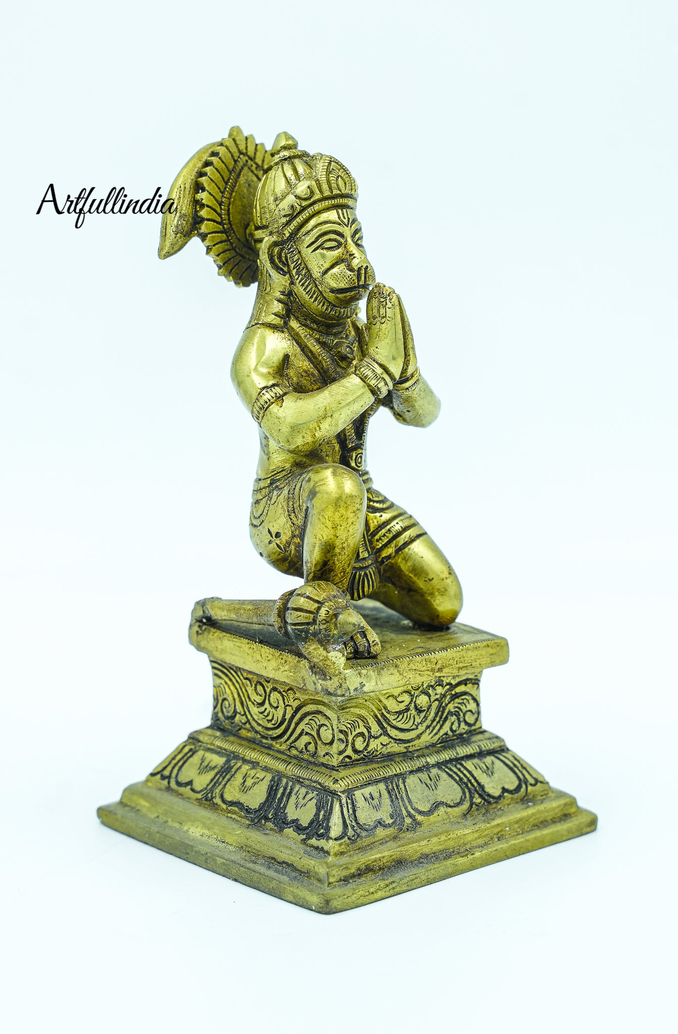Antique Brass Lord Hanuman in Namaste Pose – Handcrafted Idol for Devotion & Home Décor