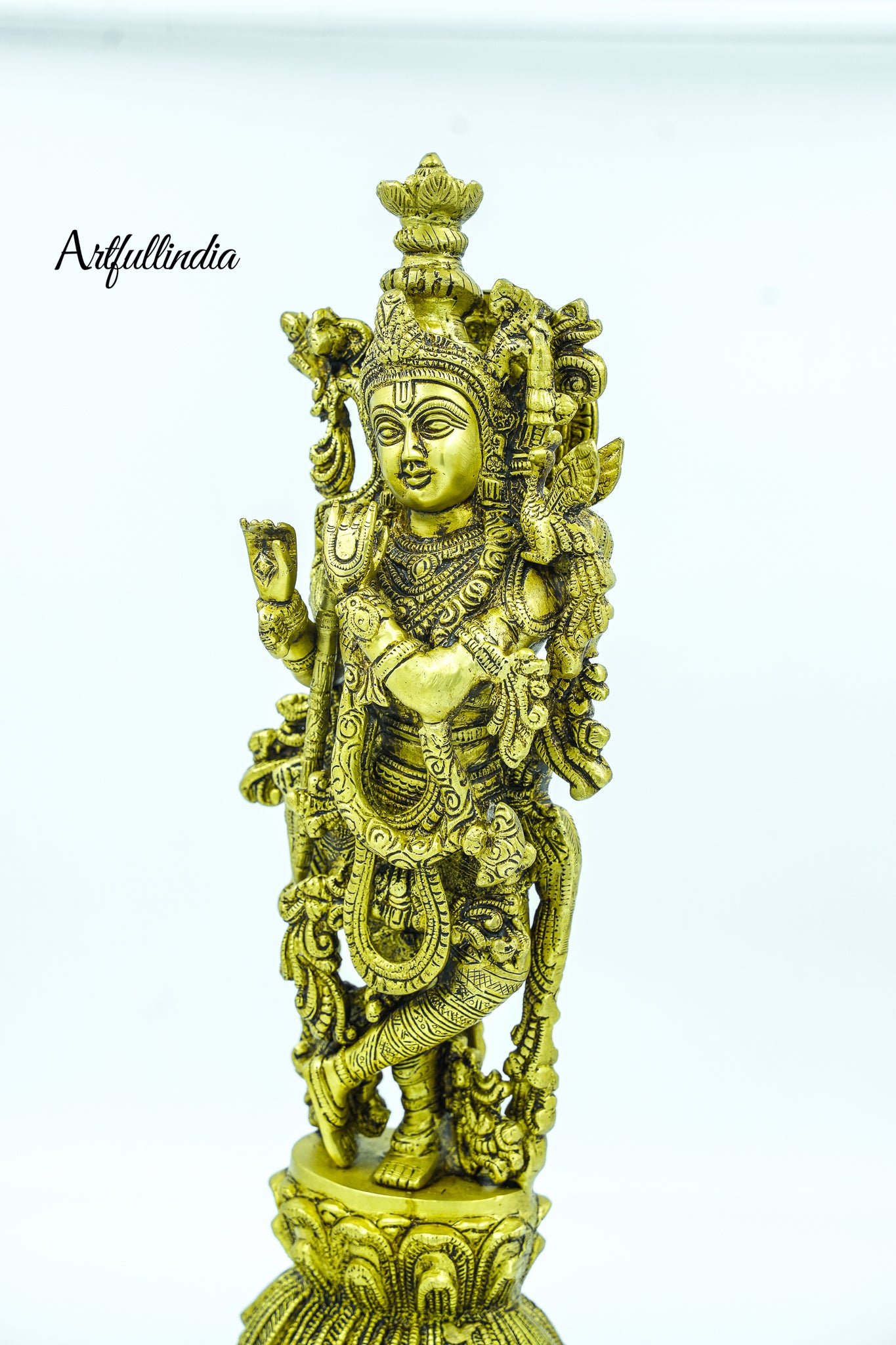 Antique Brass Lord Krishna Standing on Lotus – Intricate Flute-Playing Sculpture for Home Temple and Decor