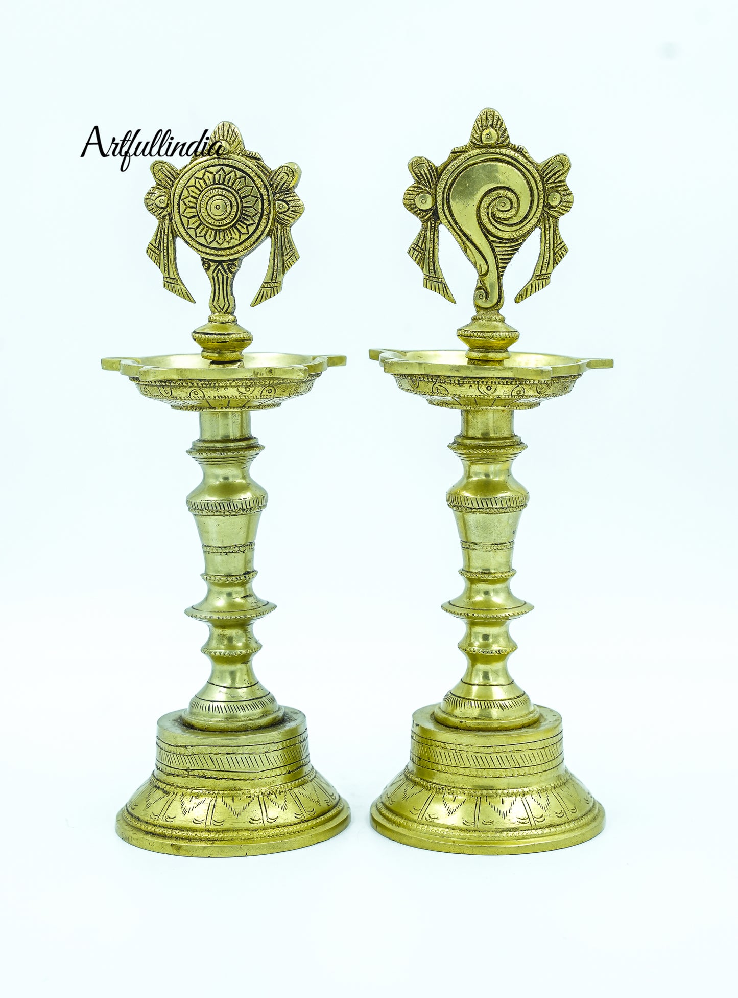 Brass Shankh Chakra Diya Lamp - Traditional Vishnu Deepam for Home Temple and Pooja Décor